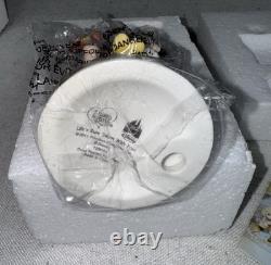 NEW Precious Moments Disney Minnie Mouse Life's Sure Sweet With You 129006 2011