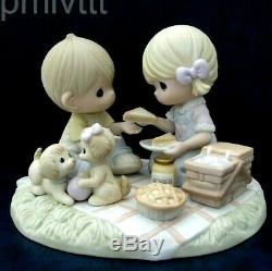 NEW Precious Moments Limited Edition 3000 Life's A Picnic With My Honey