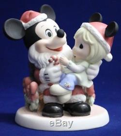 NIB Precious Moments MERRY CHRISTMAS TO ALL, 990025 Disney Theme Park Exclusive