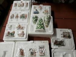 New Hawthorne village Precious Moments Christmas figurine huge lot