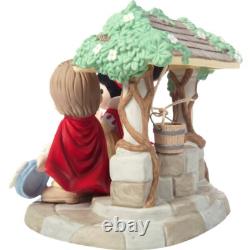 New PRECIOUS MOMENTS DISNEY Figurine SNOW WHITE Princess Prince Love Well LTD