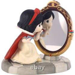New PRECIOUS MOMENTS DISNEY Porcelain Figurine SNOW WHITE Mirror Peek Beauty