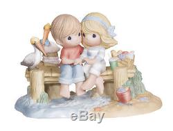 New PRECIOUS MOMENTS Figurine OCEAN SHORE Porcelain Statue LOVE COUPLE Ltd Ed
