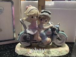 New in Box PRECIOUS MOMENTS Kids on Motorcycle Figurine Love Goes The Distance