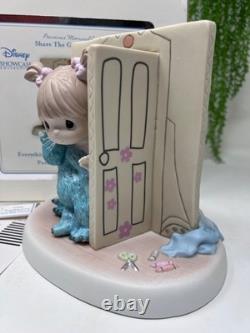 P26 PRECIOUS MOMENTS Celebrating The Gift Of Life Now And Forever1547/5030