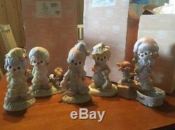 PRECIOUS MOMENTS CLOWN SERIES FIGURINES (LOVE IS ON ITS WAY)Set Of 5