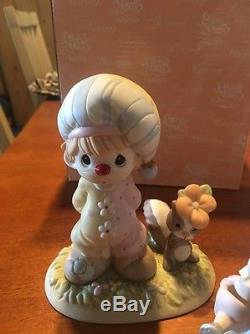PRECIOUS MOMENTS CLOWN SERIES FIGURINES (LOVE IS ON ITS WAY)Set Of 5