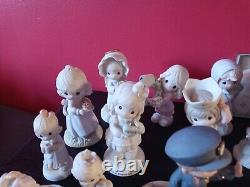 PRECIOUS MOMENTS LOT OF 26 PIECES All older