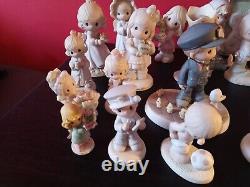 PRECIOUS MOMENTS LOT OF 26 PIECES All older