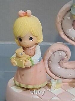 PRECIOUS MOMENTS VERY RARE! ALPHABET LETTERS SISTER Betty Mary Enesco BANNER