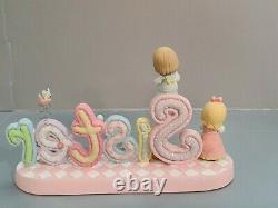 PRECIOUS MOMENTS VERY RARE! ALPHABET LETTERS SISTER Betty Mary Enesco BANNER