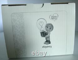 PRECIOUS MOMENTS You Light Up My Life #163003 BRAND NEW & VERY RARE