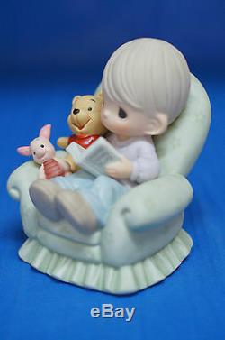 Pooh Everything's Better with Friend Disney Precious Moments 2005 Figurine First