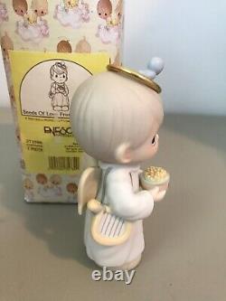 Precious Moment Figurine 271586 Seeds Of Love From The Chapel Exclusive