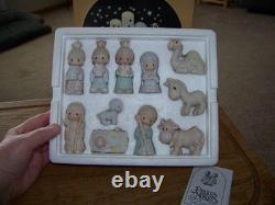 Precious Moment Mini Nativity withRARE TURBAN SHEPHERD BOY FIGURE #E-2395 Vtg 1982