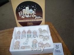 Precious Moment Mini Nativity withRARE TURBAN SHEPHERD BOY FIGURE #E-2395 Vtg 1982