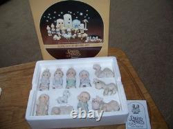 Precious Moment Mini Nativity withRARE TURBAN SHEPHERD BOY FIGURE #E-2395 Vtg 1982
