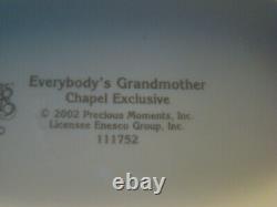 Precious Moments 111752 Everybody's Grandmother 2002 Chapel Exclusive RARE