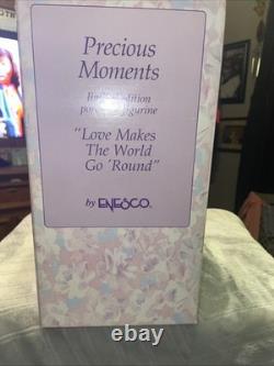 Precious Moments 139475 Love Makes The World Go Round Limited Edition