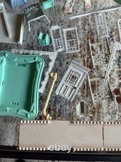 Precious Moments 1980s Vintage Toy Mansion House