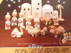 Precious Moments 1982 Porcelain Nativity 11 Pc Miniature Come Let Us Adore Him