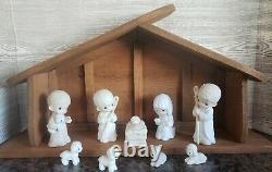 Precious Moments 1986 Large Nativity Come Let Us Adore Him Manger Stable Creche