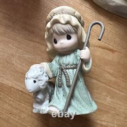 Precious Moments 199301 For Unto Us A Child Is Born Hallmark Exclusive 7 Piece