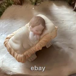 Precious Moments 199301 For Unto Us A Child Is Born Hallmark Exclusive 7 Piece