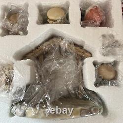 Precious Moments 199301 For Unto Us A Child Is Born Hallmark Exclusive 7 Piece