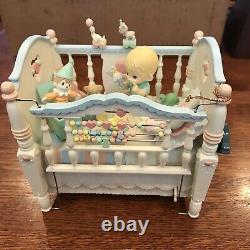 Precious Moments 1993 HEAVEN BLESS YOU Action Musical Crib RARE NOT WORKING