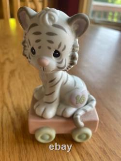 Precious Moments 19pc Birthday Train Set Baby Thru Age 16 (0-16) + Clown + Frame