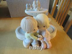 Precious Moments 2008 love is the fountain of life 830017 limited edition withbox