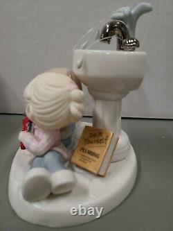 Precious Moments 2016 Members' Only Figurine There Shall Be Showers Of Blessings