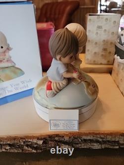 Precious Moments 2019 BE THE CHANGE YOU WISH TO SEE IN THE WORLD CC199003 RARE