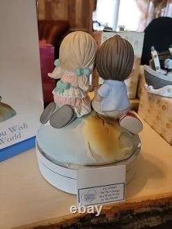 Precious Moments 2019 BE THE CHANGE YOU WISH TO SEE IN THE WORLD CC199003 RARE