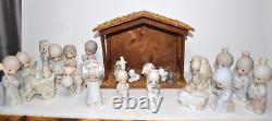 Precious Moments 22 piece Porcelain Figurines 1979-1994+ Wood & Straw Stable