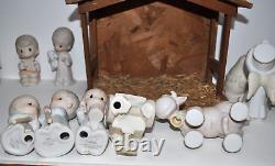 Precious Moments 22 piece Porcelain Figurines 1979-1994+ Wood & Straw Stable