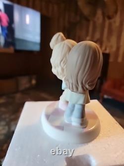 Precious Moments 239020 I Got You Girl NEW HALLMARK EXCLUSIVE