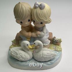 Precious Moments 4001778 By Your Side Forever And Always 2004 Chapel Edition 235