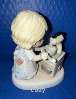 Precious Moments 4004740 Mixing Up A Brighter Tomorrow 2005 No Box