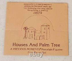 Precious Moments 4 Pc Set Porcelain Nativity Buildings Houses & Palm Tree