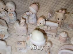 Precious Moments 66 PIECE LOT! Sugarland Village Ice Pond Warming Hut Pre-Owned
