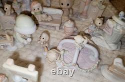 Precious Moments 66 PIECE LOT! Sugarland Village Ice Pond Warming Hut Pre-Owned