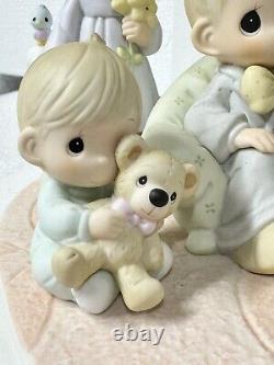 Precious Moments A Portrait Of Loving, Caring And Sharing 25th Anniv Exclusive