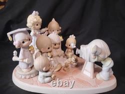 Precious Moments A Portrait Of Loving, Sharing And Caring Figurine In Box 108543 Precious Moments A Portrait Of Loving, Sharing And Caring Figurine In Box 108543