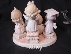 Precious Moments A Portrait Of Loving, Sharing And Caring Figurine In Box 108543