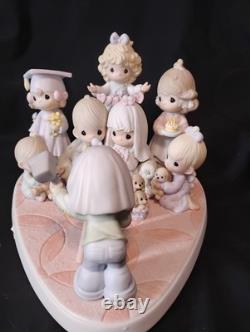 Precious Moments A Portrait Of Loving, Sharing And Caring Figurine In Box 108543