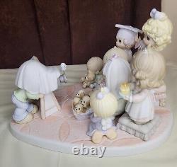 Precious Moments A Portrait of Loving, Sharing, And Caring 2003 Figurine