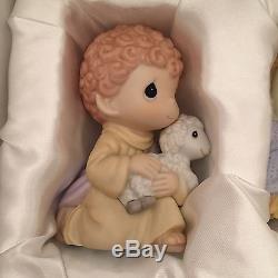 Precious Moments A Savior Is Born 9 Piece Nativity Set #810011 New