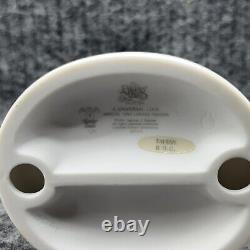 Precious Moments A Universal Love Porcelain Figurine 1991 Easter Seals With Box